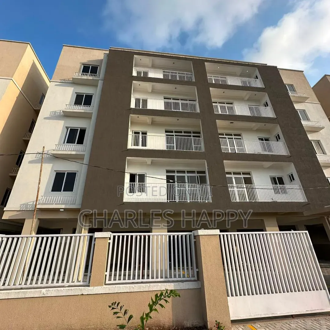 Furnished 2bdrm Apartment in Osapa London Lekki for sale in Lekki Phase 2