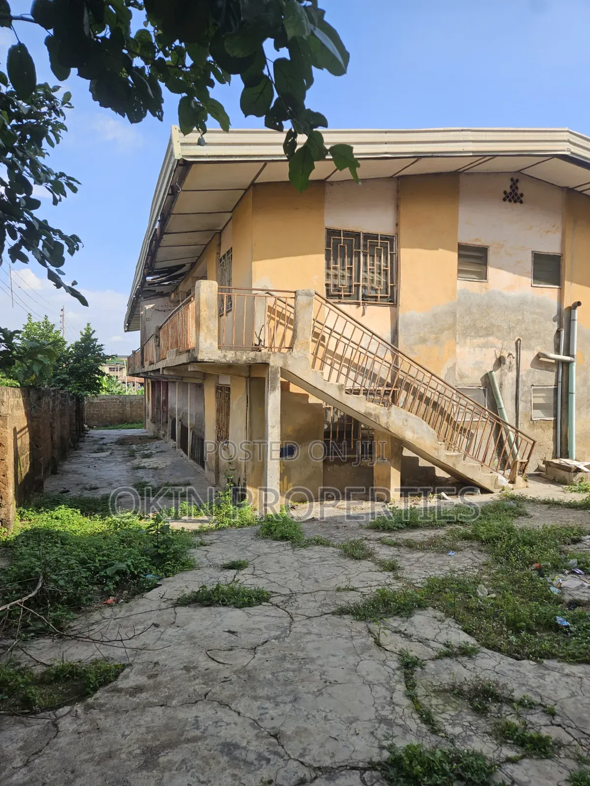 3bdrm Block of Flats in Testing Ground, Osogbo for sale in Osogbo