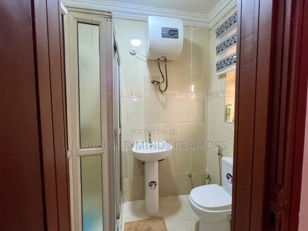 Furnished 4bdrm Duplex in Lekki Phase 1 for rent in Lekki Phase 1