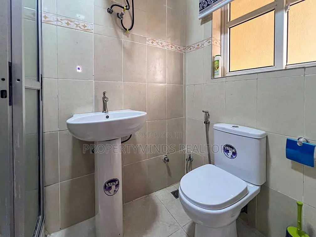 Furnished 4bdrm Duplex in Lekki Phase 1 for rent in Lekki Phase 1