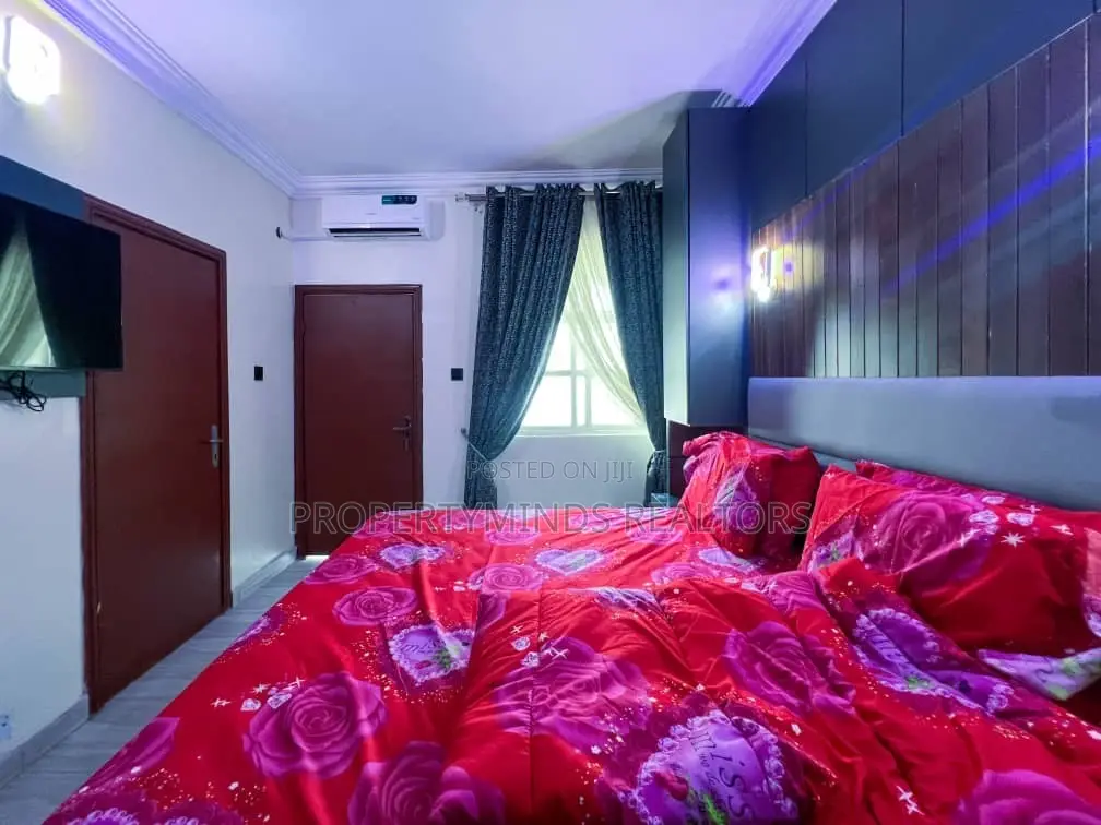 Furnished 4bdrm Duplex in Lekki Phase 1 for rent in Lekki Phase 1