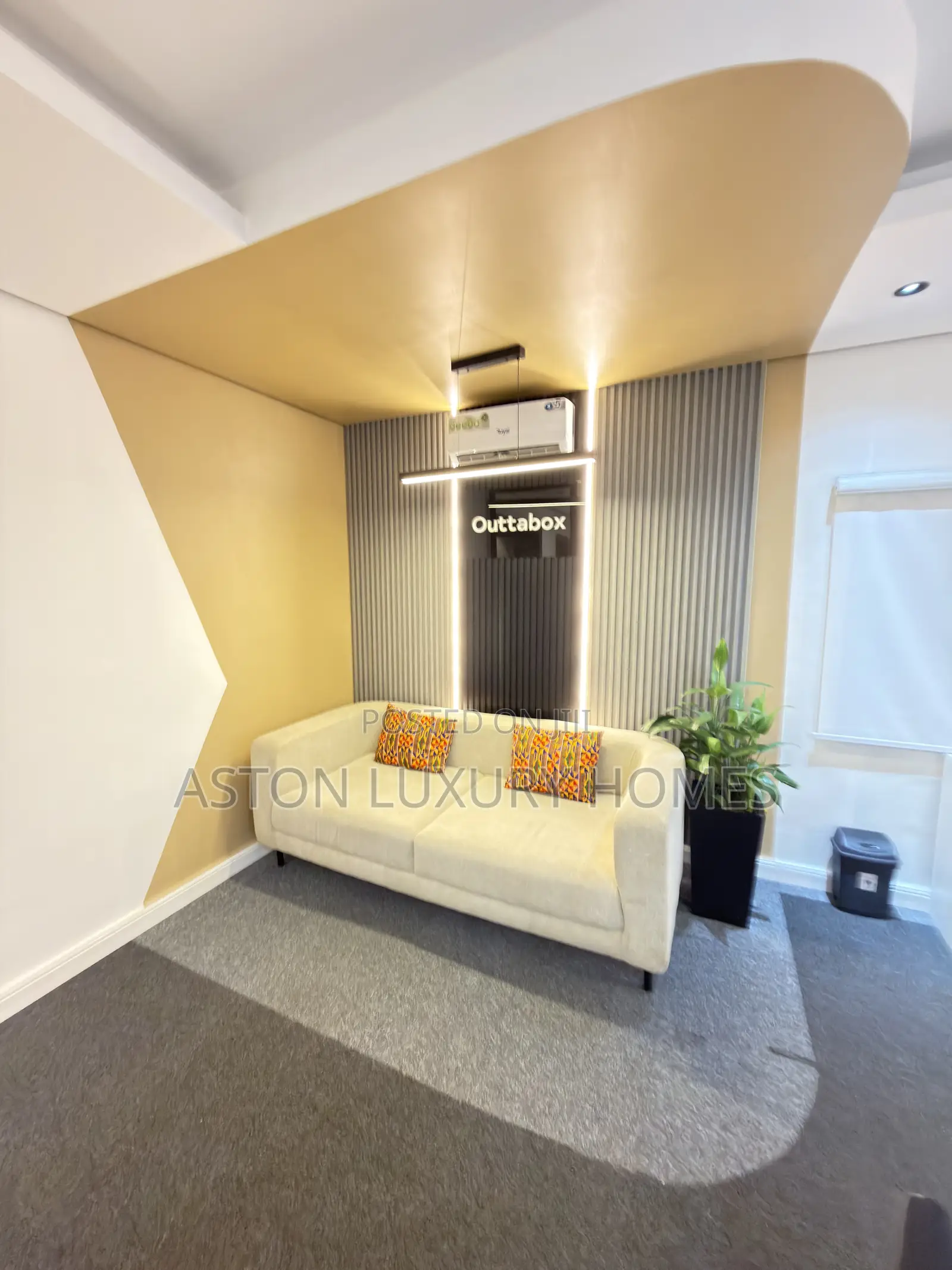 Fully Furnished & Equipped Office Space for Monthly Rental. in Zone 4 / Wuse