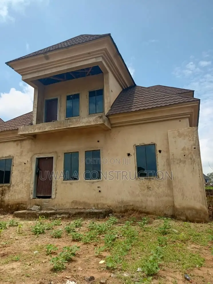 5bdrm Duplex in Pyakasa for sale in Pyakasa