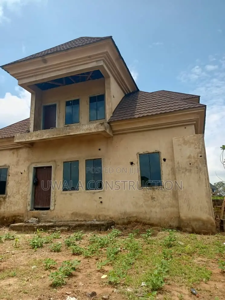 5bdrm Duplex in Pyakasa for sale in Pyakasa