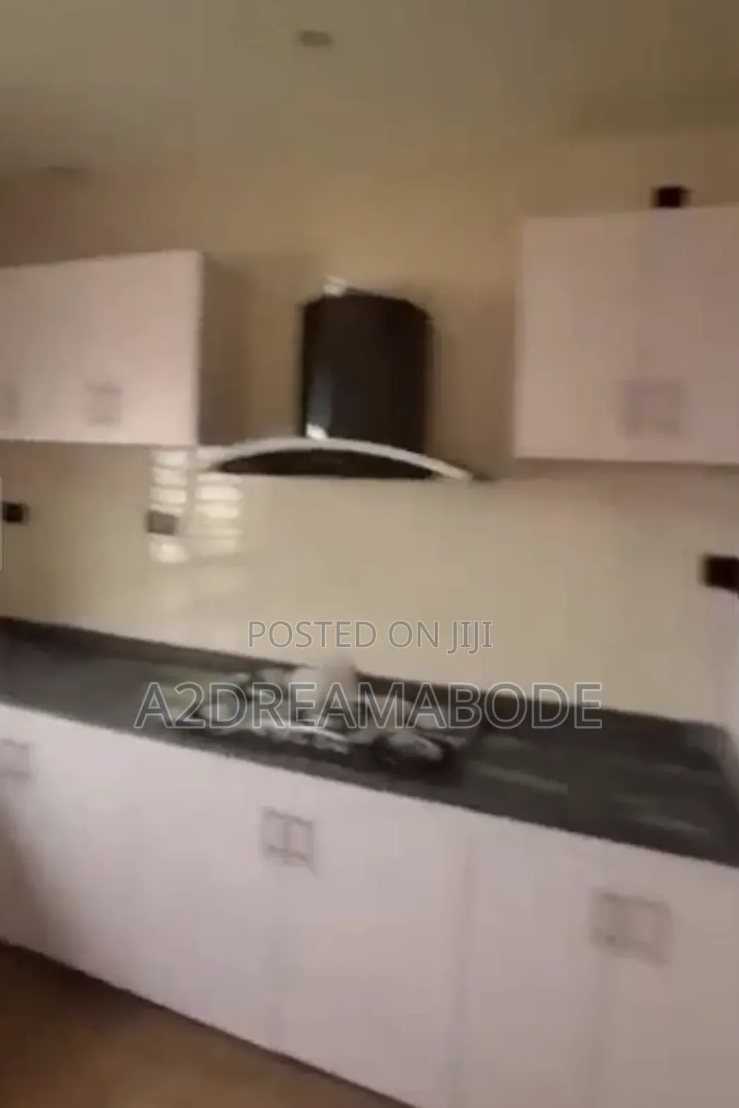 3bdrm Apartment in Yaba for rent in Sabo / Yaba