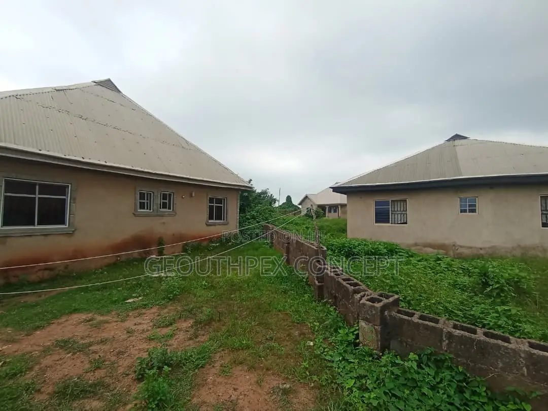 2bdrm Bungalow in Iwo Road for sale in Iwo Road