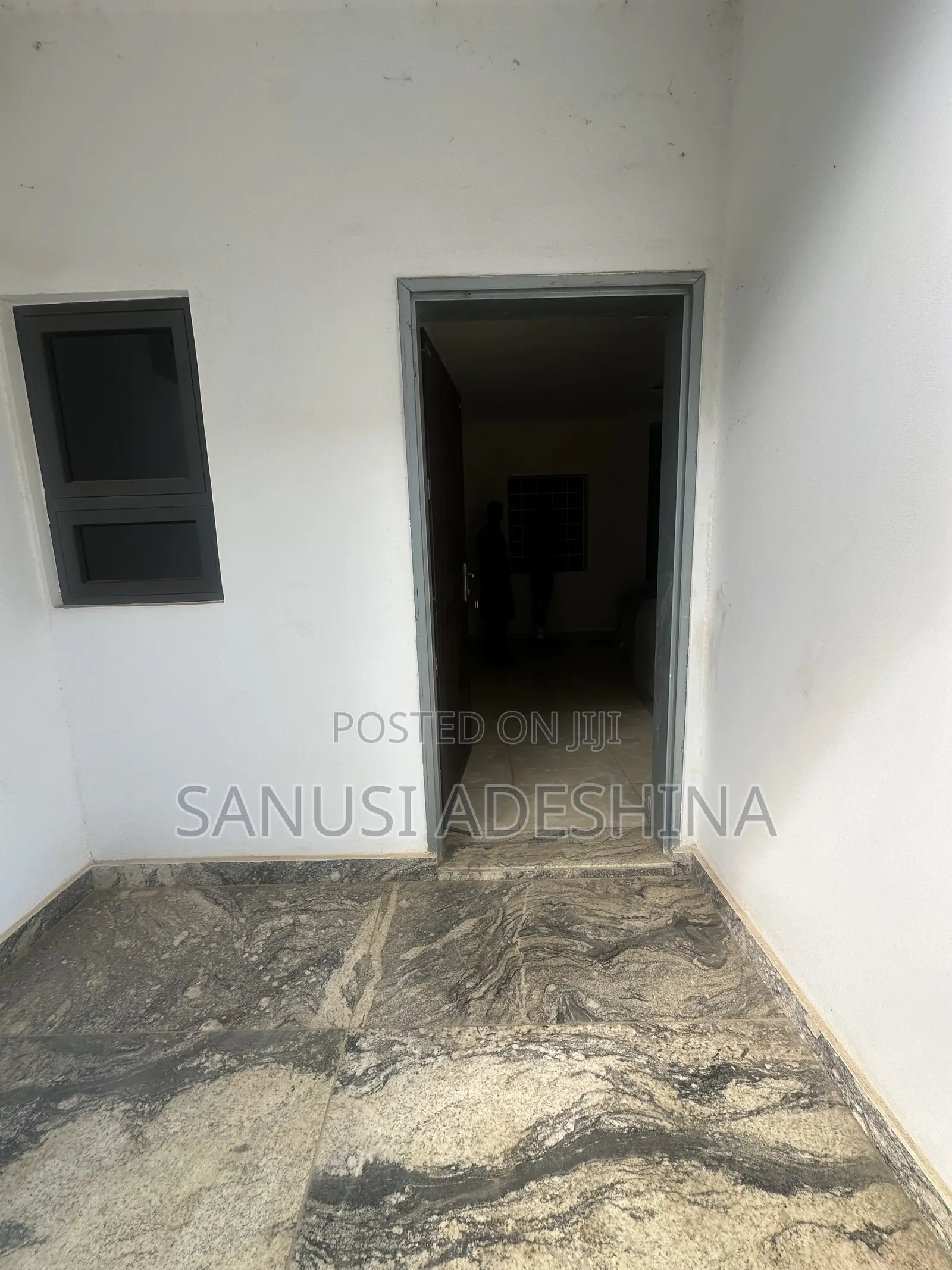 4bdrm Duplex in Jahi Gilmore,Close for sale in Jahi