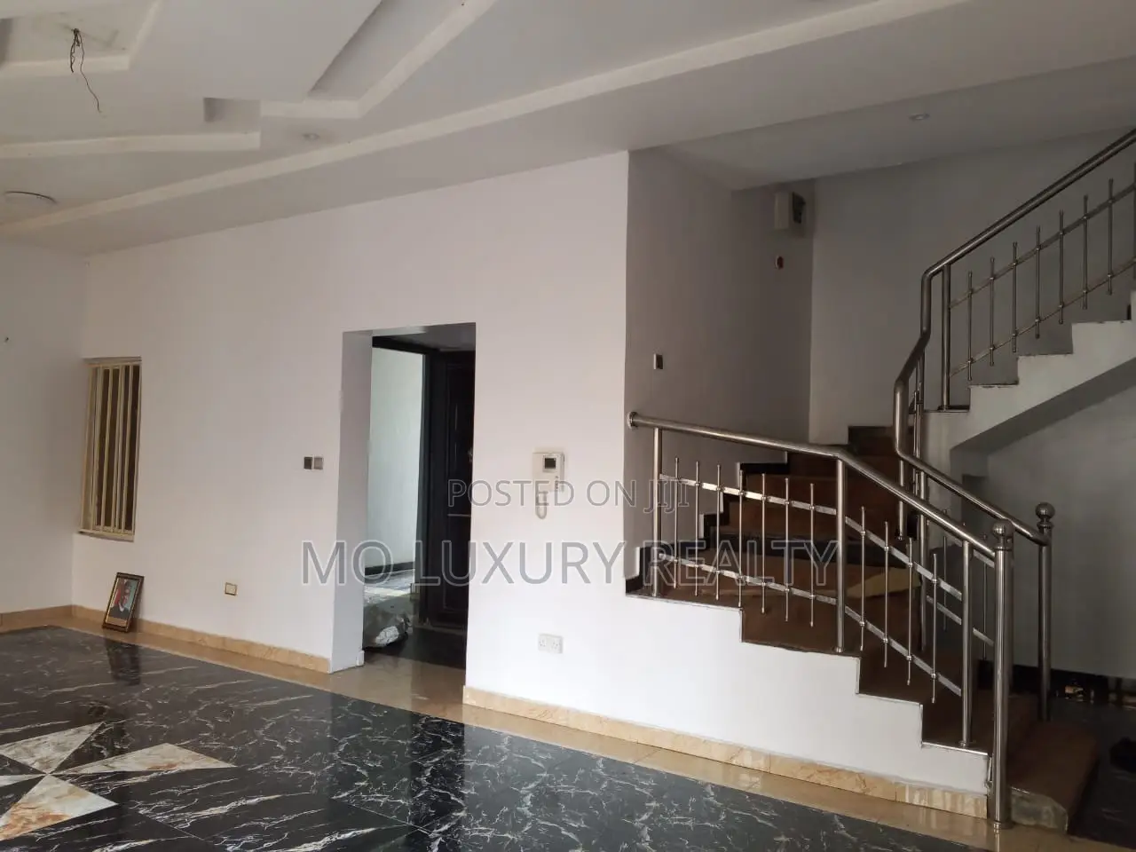 3bdrm Townhouse / Terrace in Lekki Phase 1 for rent in Lekki Phase 1