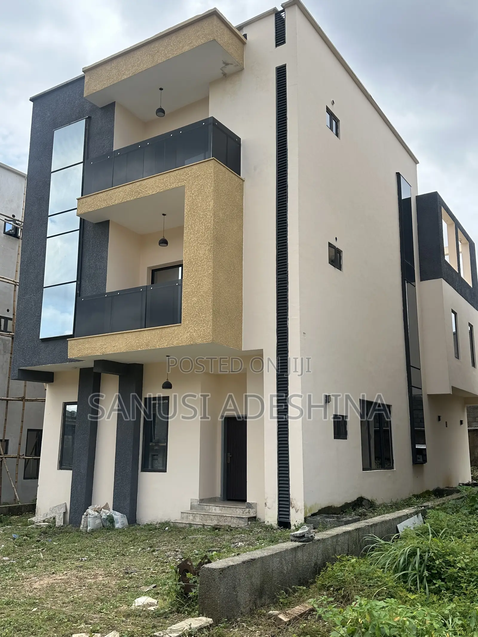 5bdrm Duplex in Gwarimpa Estate Fct, Gwarinpa for sale in Gwarinpa