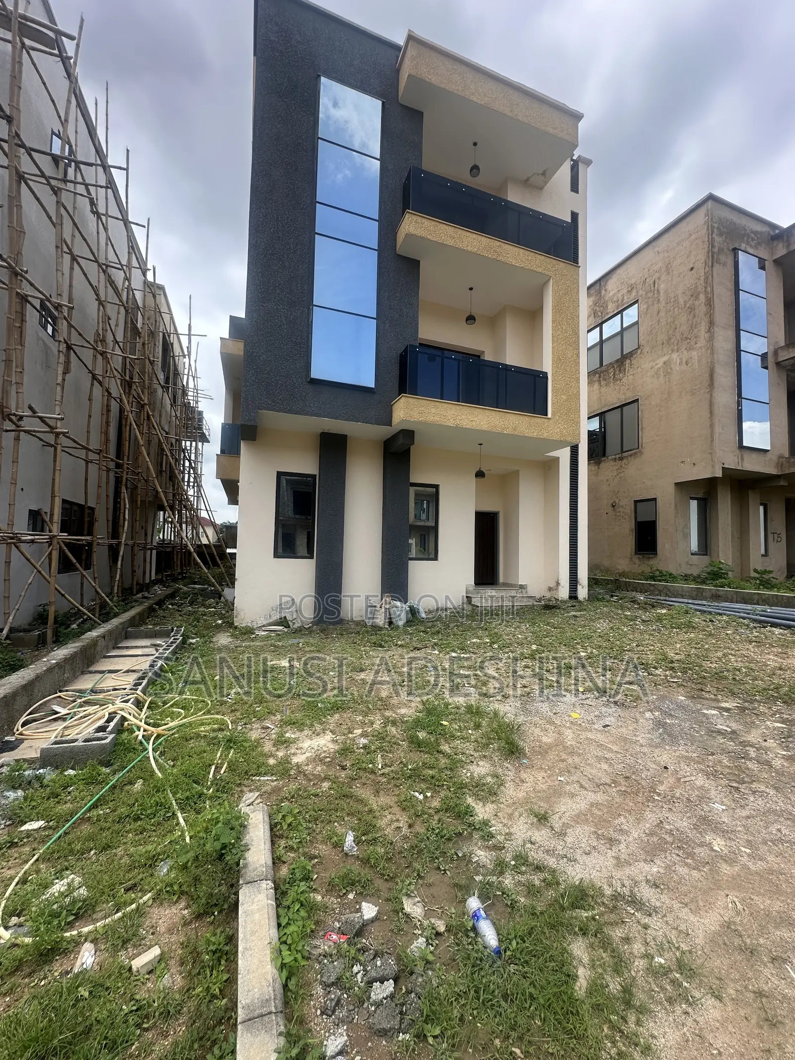 5bdrm Duplex in Gwarimpa Estate Fct, Gwarinpa for sale in Gwarinpa
