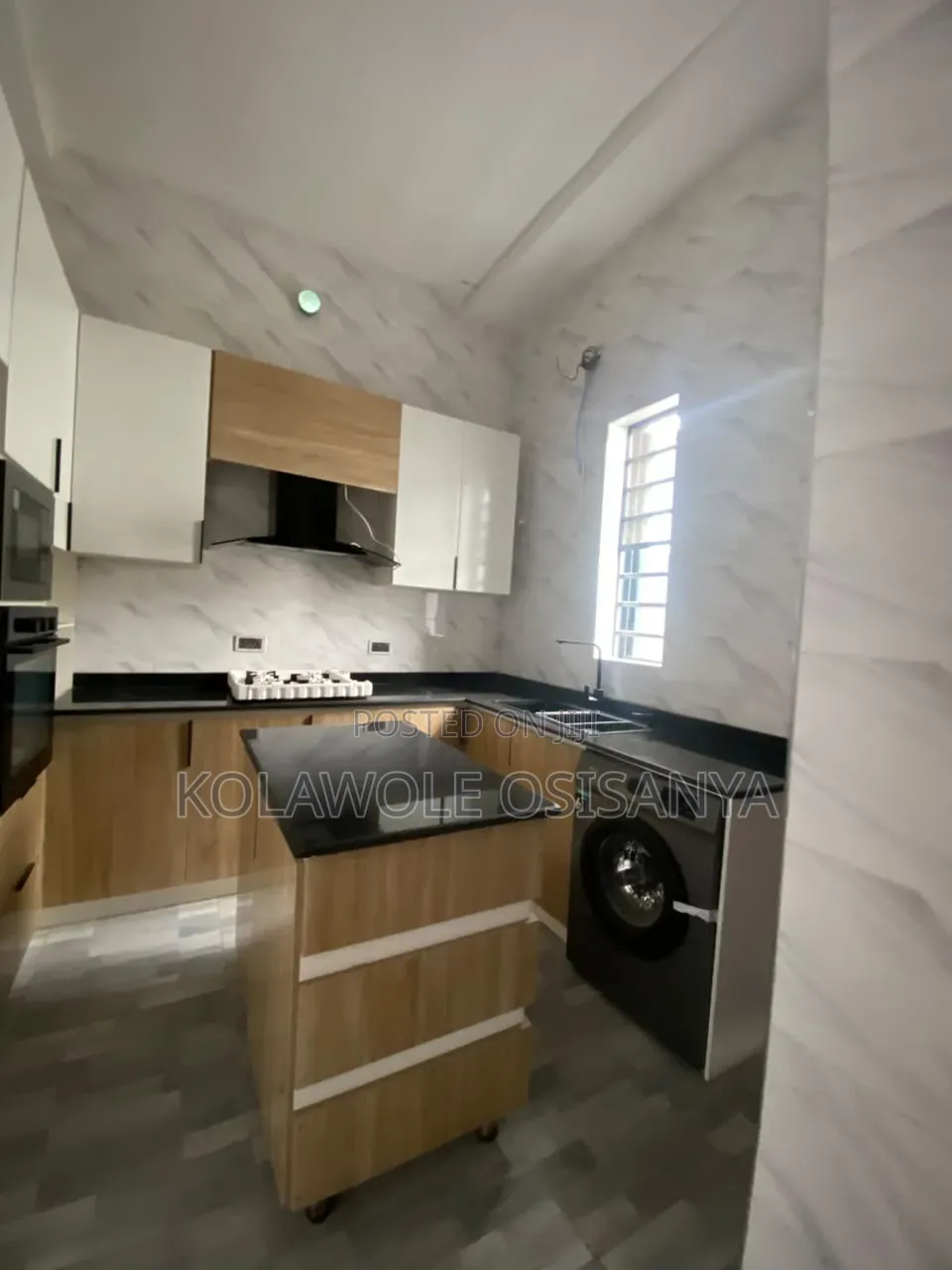 5bdrm Duplex in Metro Estate, Ado / Ajah for sale in Ado / Ajah