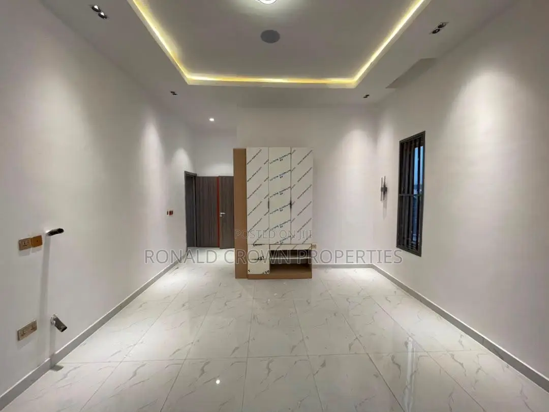4bdrm Apartment in Ikeja GRA for sale in Ikeja GRA