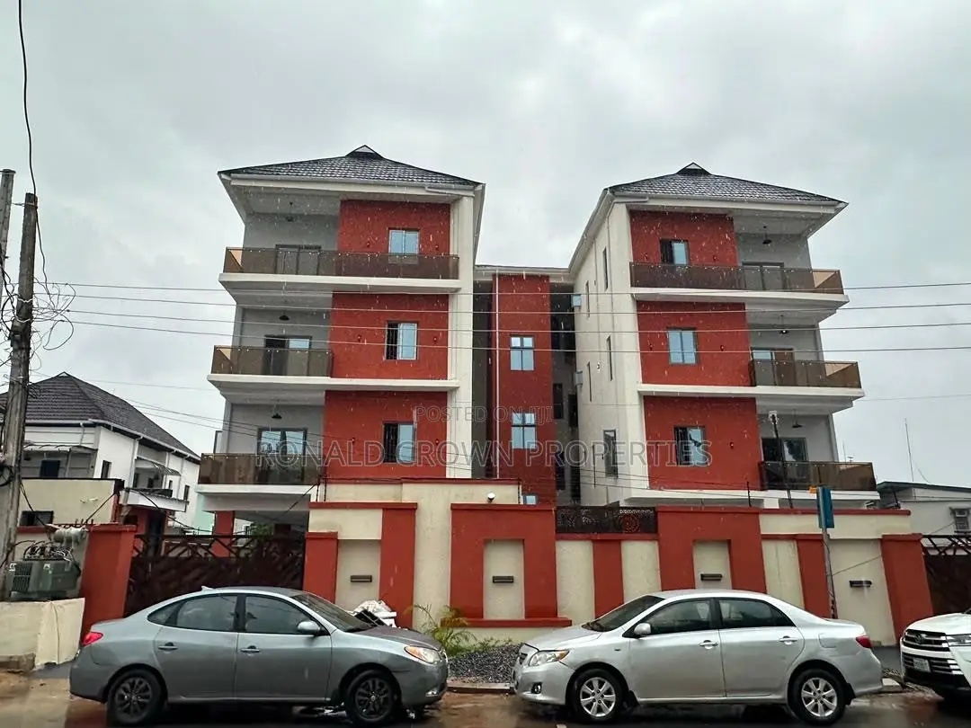 4bdrm Apartment in Ikeja GRA for sale in Ikeja GRA