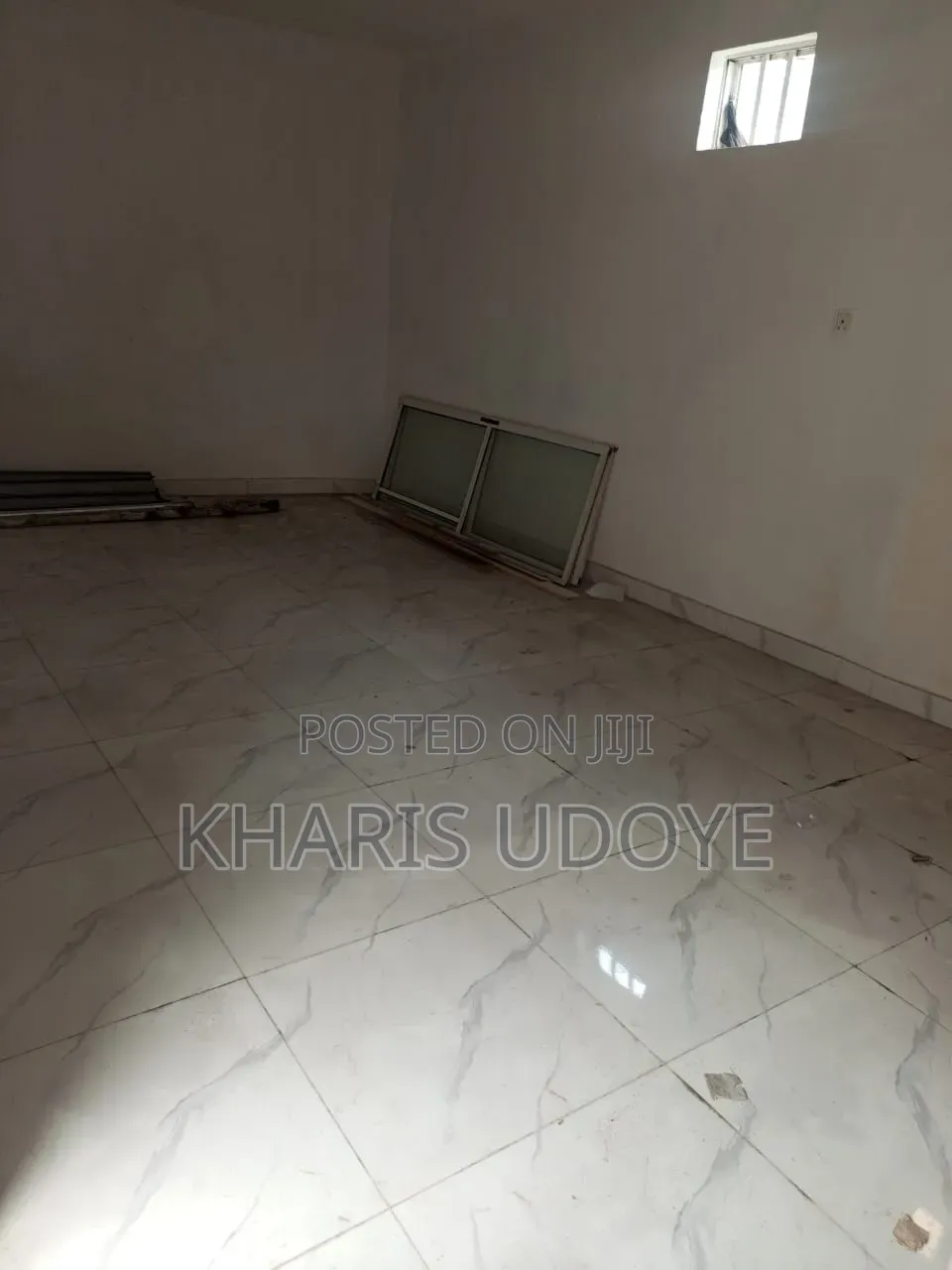 Shops Facing  Lekki Ajah Express Way in Lekki