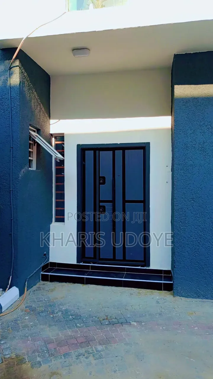 4bdrm Duplex in Lekki for sale in Lekki