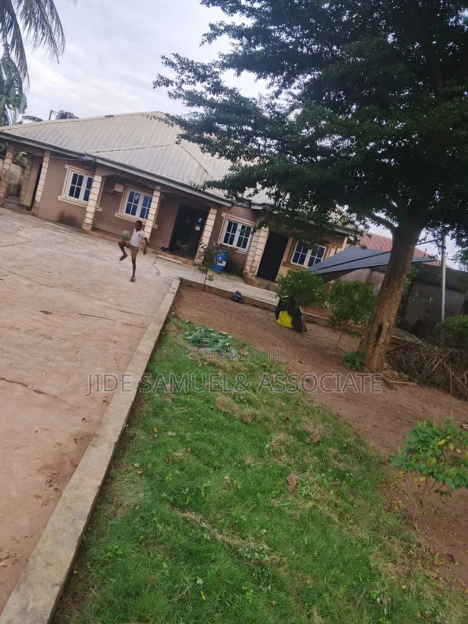 Furnished 4bdrm Bungalow in Ayobo for sale in Ayobo