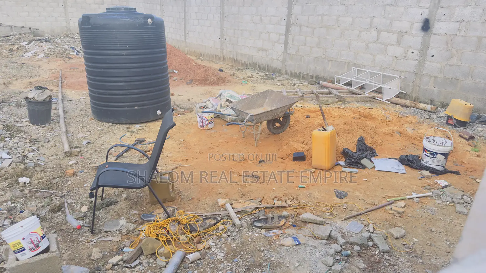 270sqm of Land Fenced Round and Gated at Senate Crescent Magodo Phase1 in GRA Phase 1