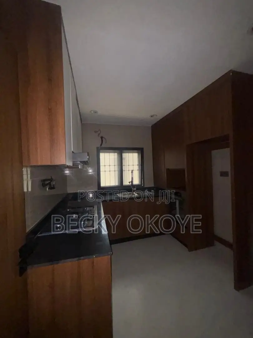 4bdrm Duplex in Garki, Area 7 for rent in Area 7