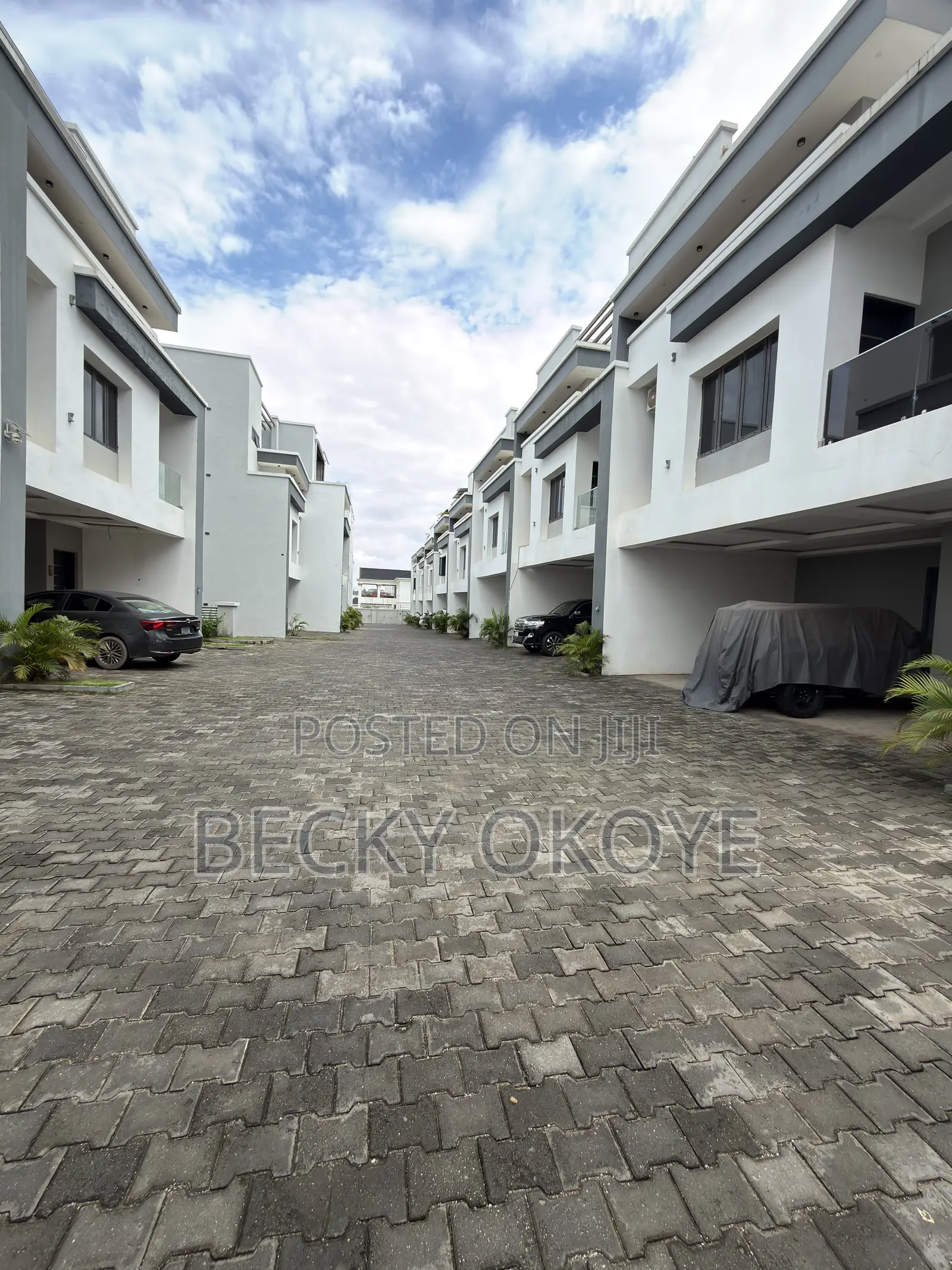 4bdrm Duplex in Wuye for sale in Wuye