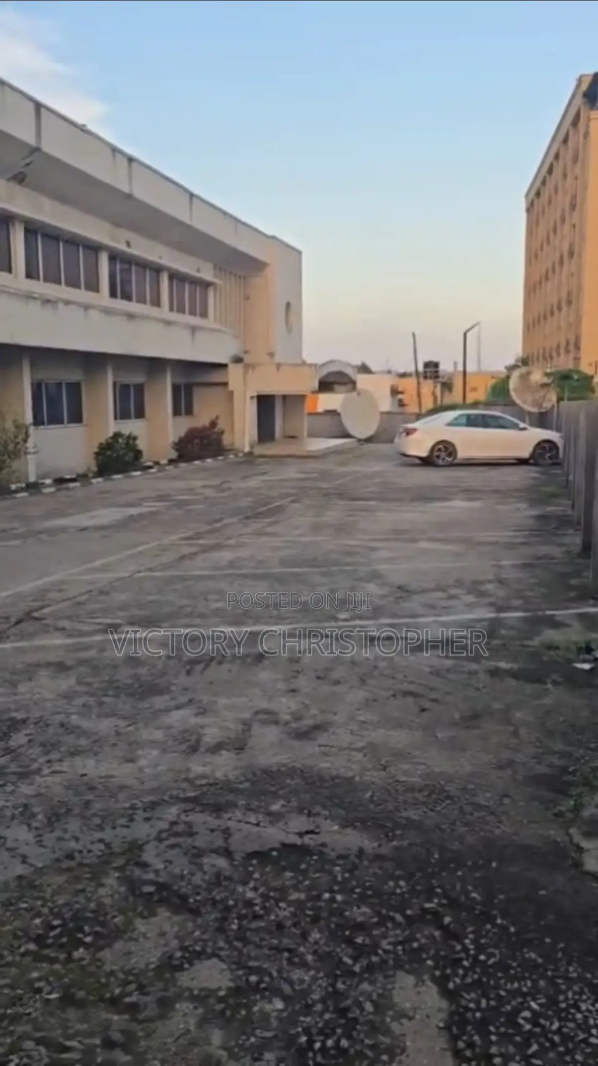 2045sqm Commercial Banking Land in Zone 5 / Wuse