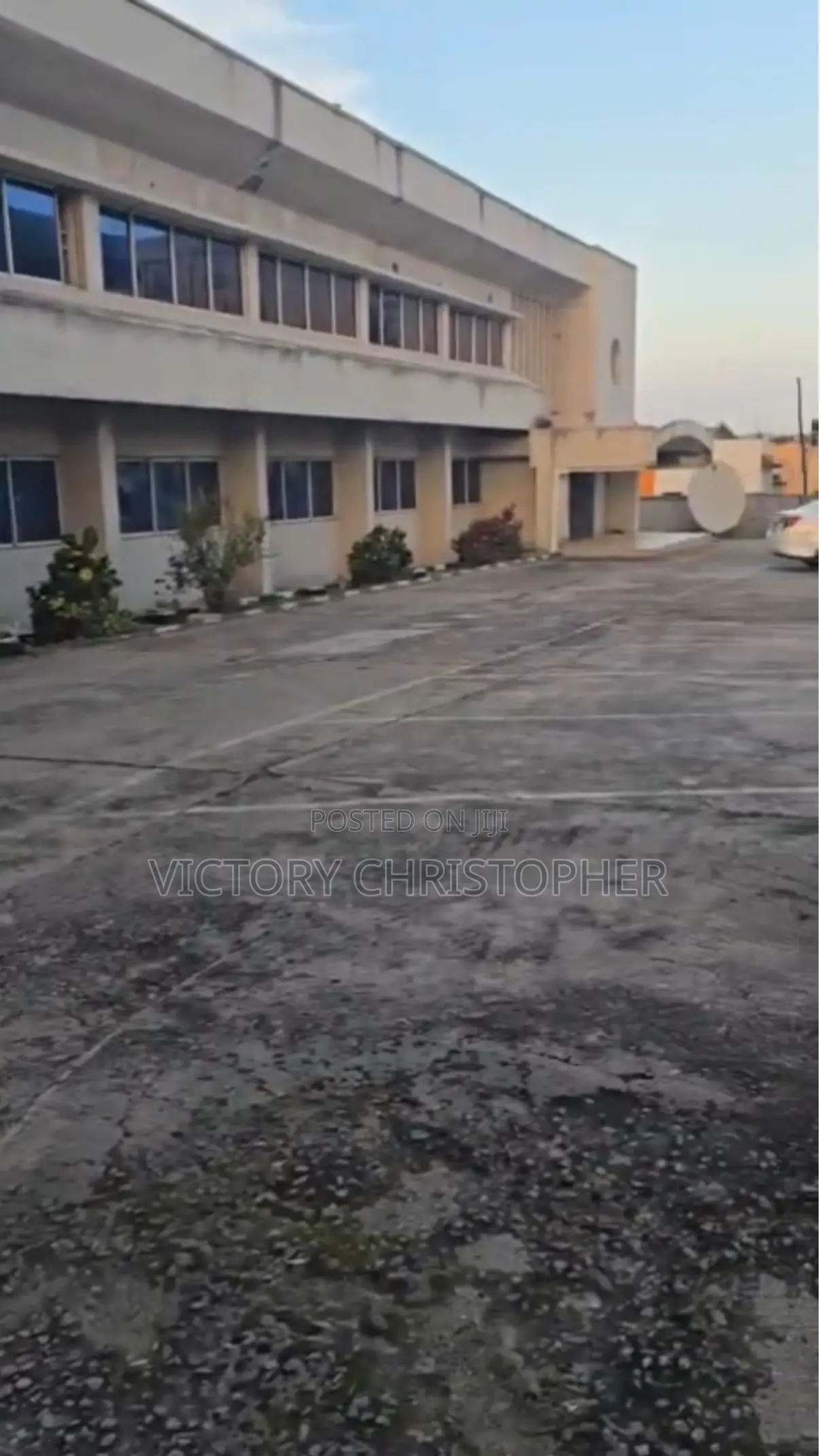 2045sqm Commercial Banking Land in Zone 5 / Wuse