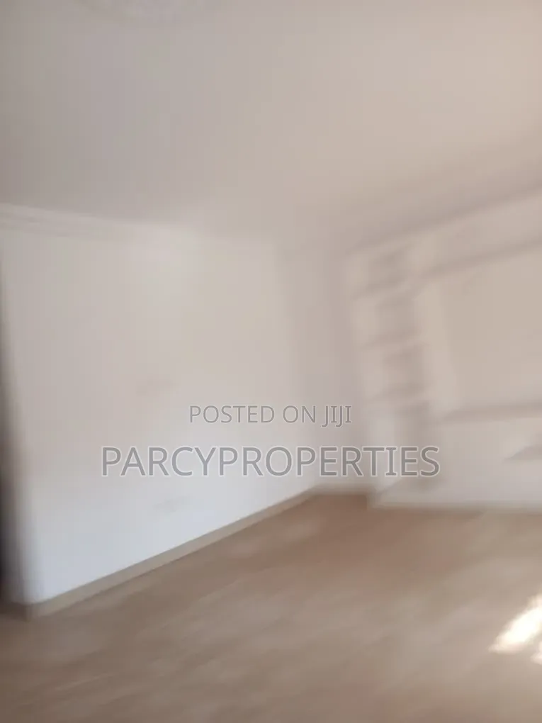 Furnished 4bdrm Townhouse / Terrace in Lekki Phase 2 for rent in Lekki Phase 2