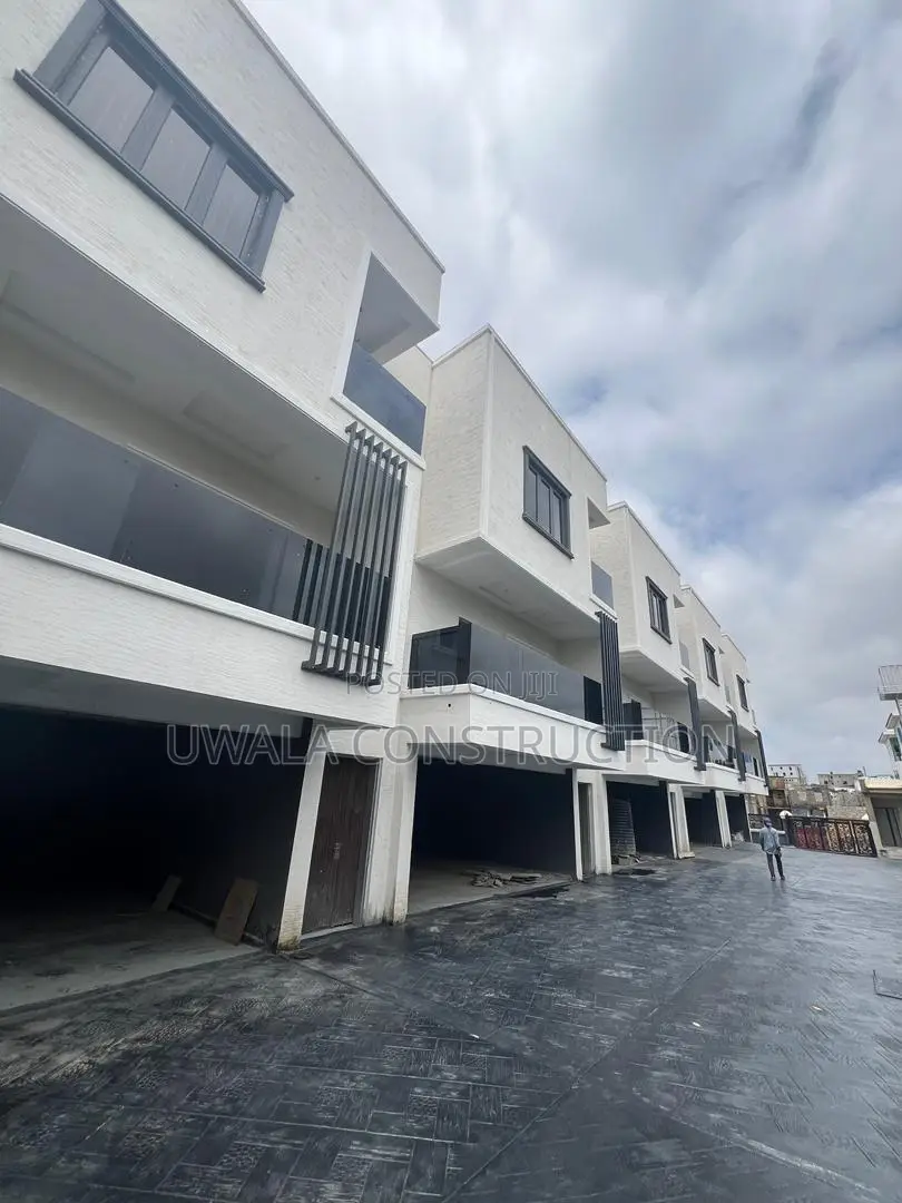 4bdrm Duplex in Guzape District for sale in Guzape District