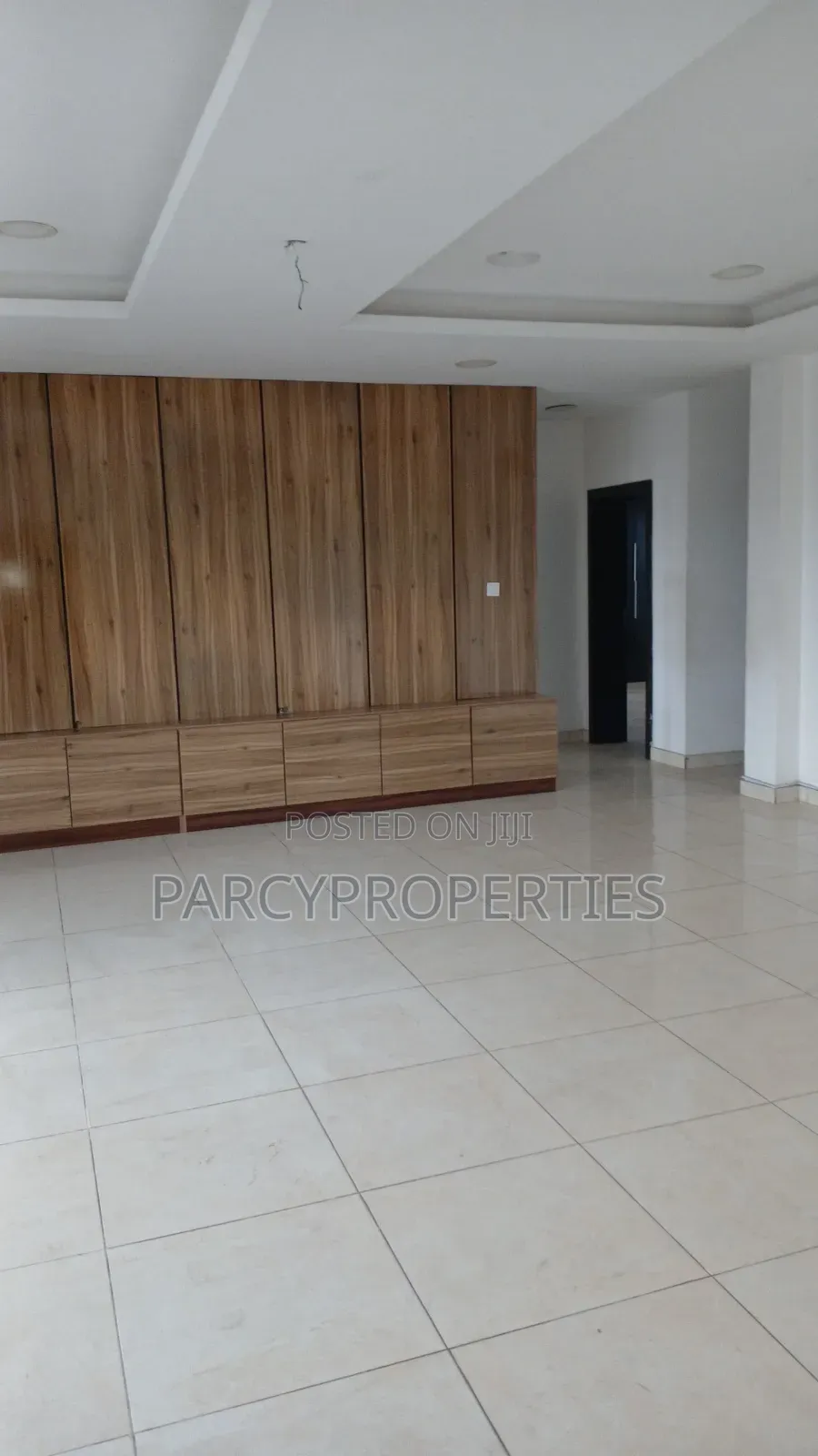 Furnished 2bdrm Penthouse in Lekki Phase 2 for sale in Lekki Phase 2