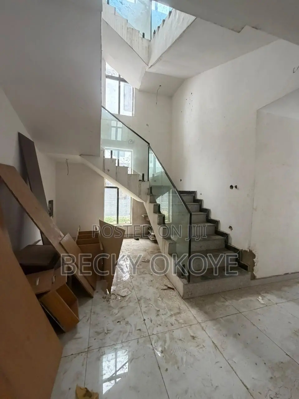 6bdrm Duplex in Mabushi for sale in Mabushi