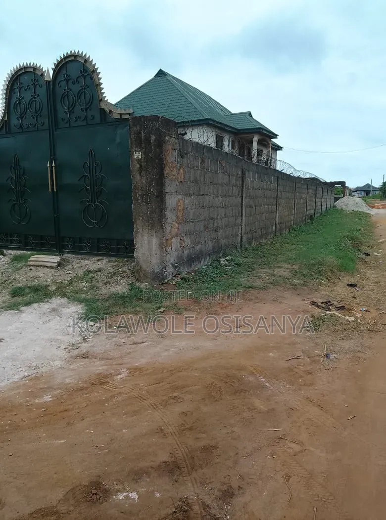 1bdrm Apartment in Divine Estate, Ado-Odo/Ota for rent in Ado-Odo/Ota
