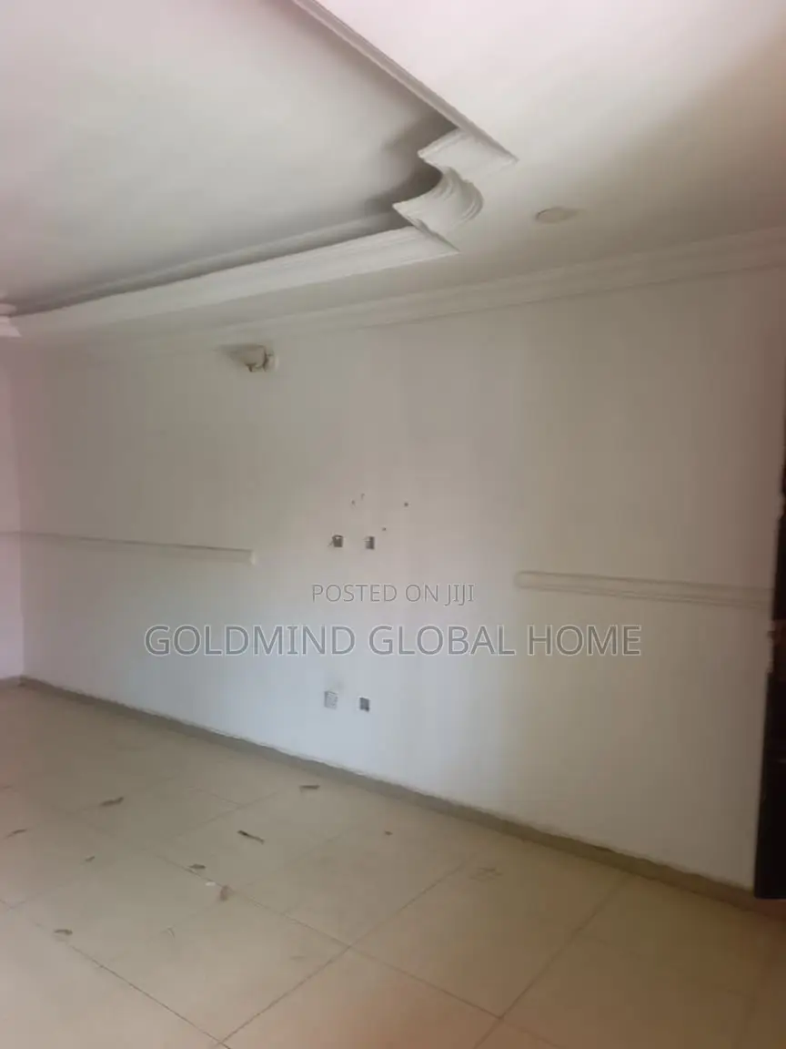 2bdrm Bungalow in Von Road, FHA for sale in FHA