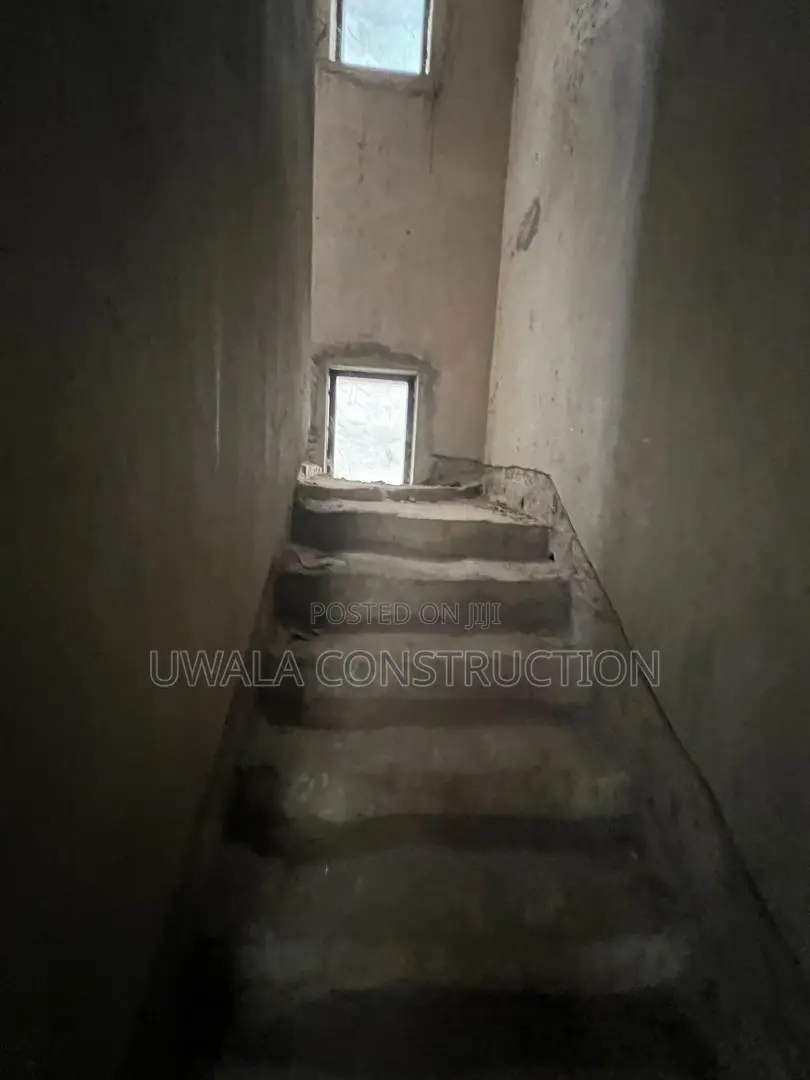 5bdrm Duplex in Guzape District for sale in Guzape District