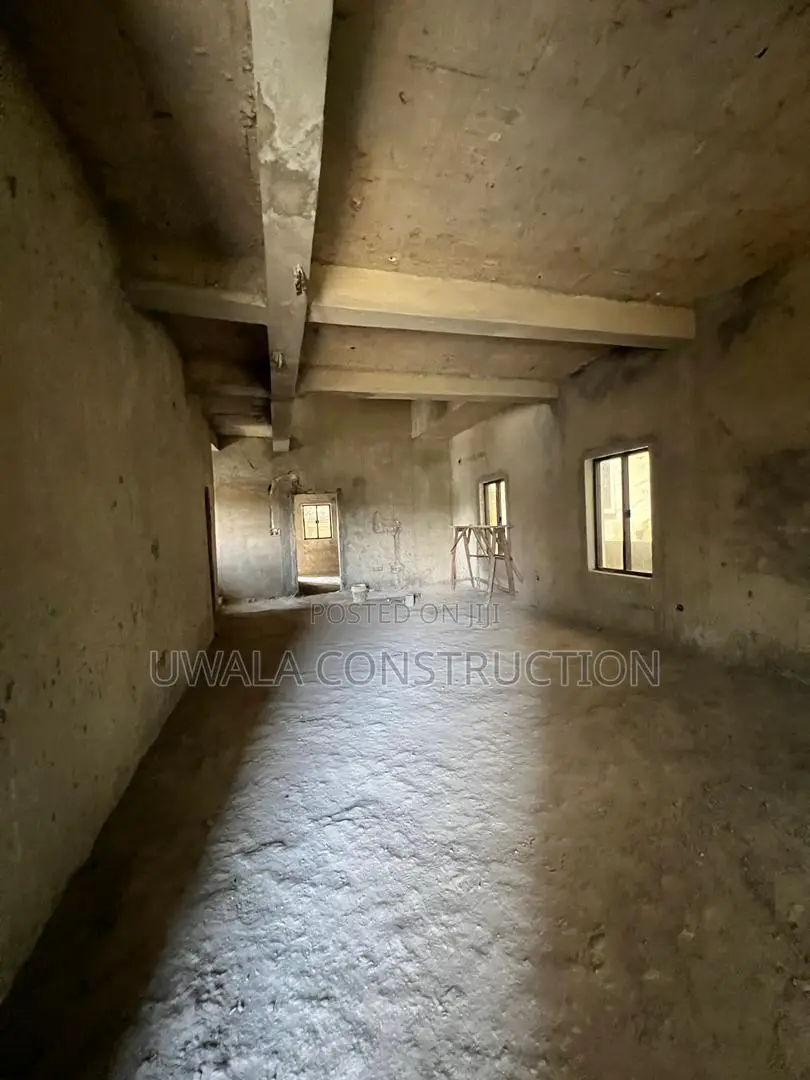 5bdrm Duplex in Guzape District for sale in Guzape District