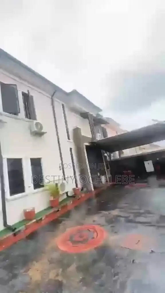 5bdrm Duplex in Galadimawa District for sale in Galadimawa