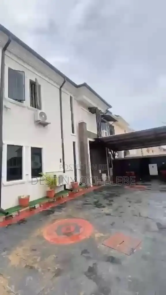 5bdrm Duplex in Galadimawa District for sale in Galadimawa