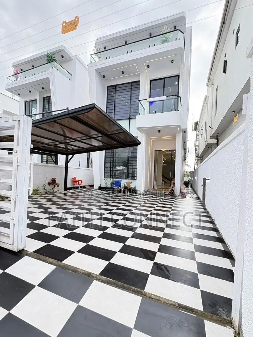 5bdrm Duplex in Ajah for sale in Ajah