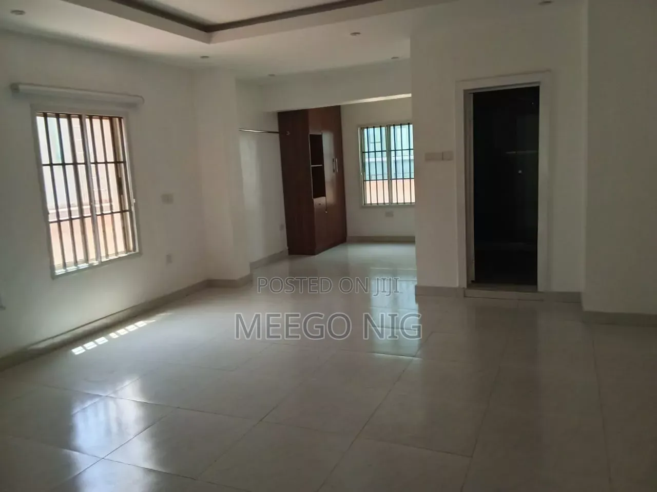2bdrm Penthouse in Off Ahmadu Bello Way for rent in Ahmadu Bello Way