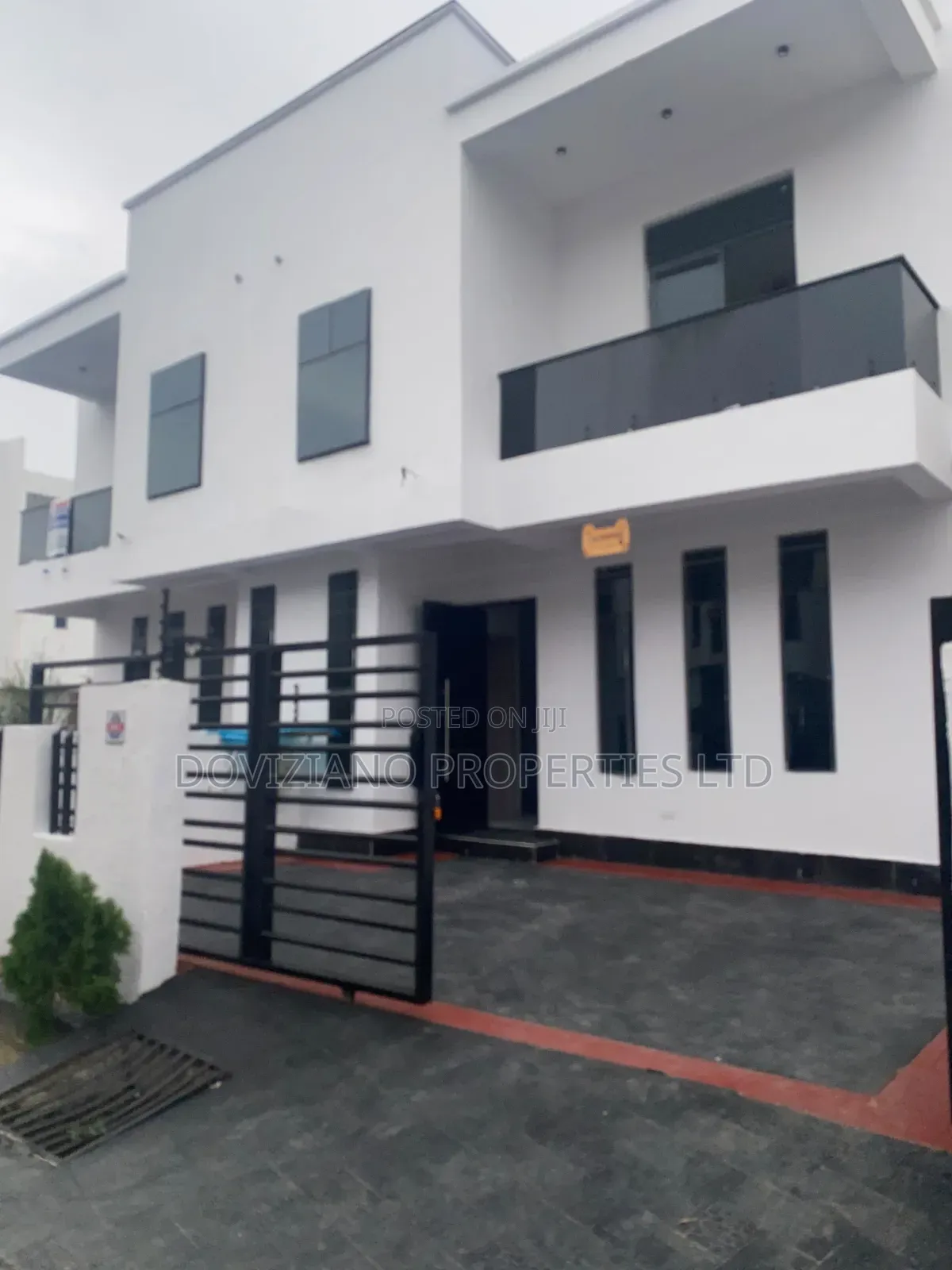 4bdrm Duplex in Ado / Ajah for sale in Ado / Ajah