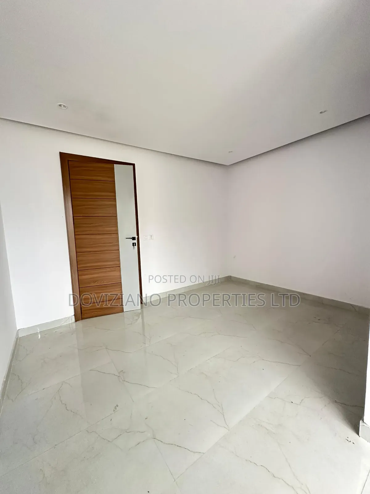 3bdrm Apartment in Old Ikoyi for sale in Old Ikoyi