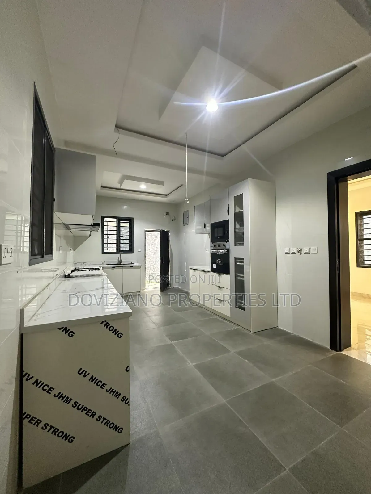 5bdrm Duplex in Ikate for sale in Ikate