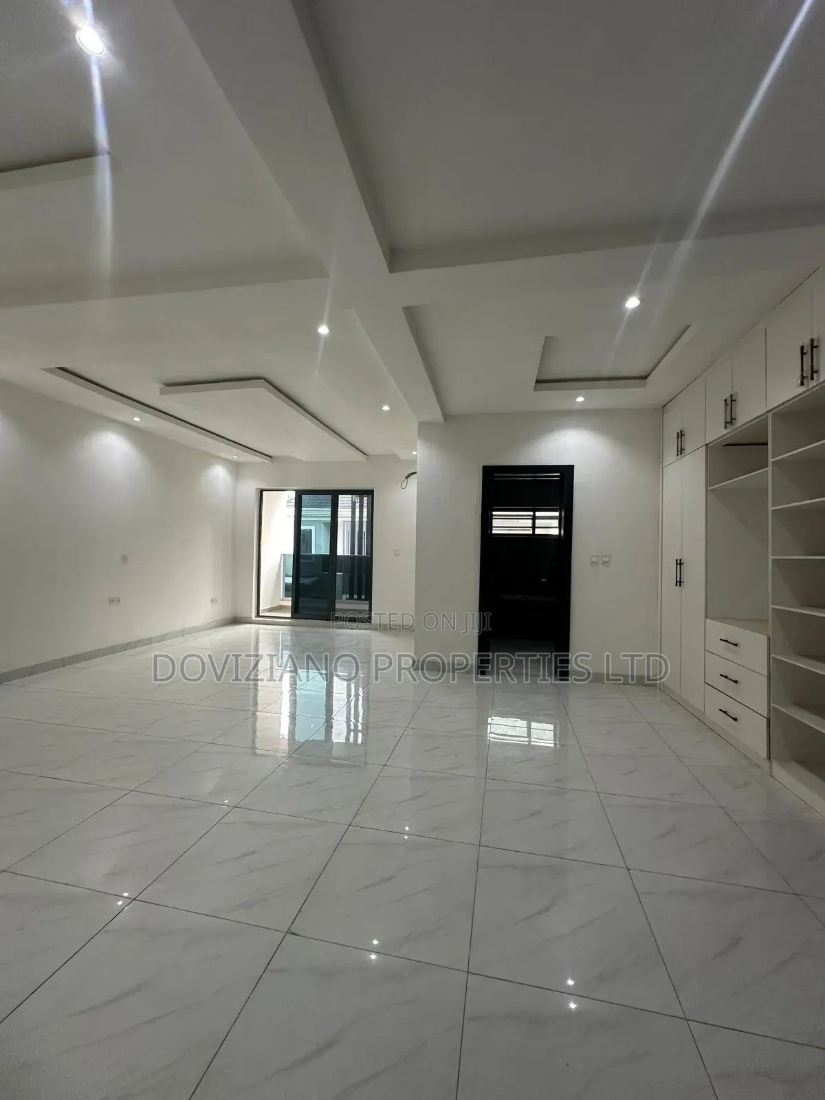 4bdrm Duplex in Ikate for sale in Ikate