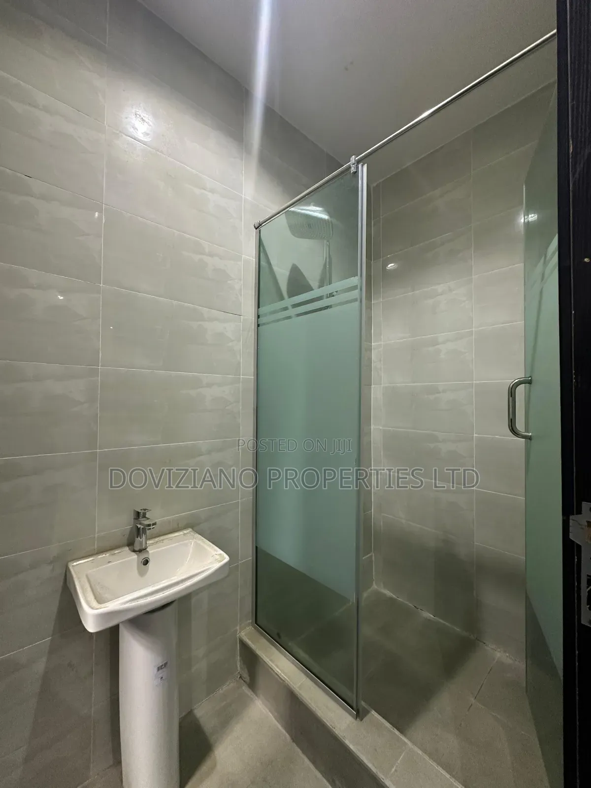 4bdrm Duplex in Ikate for sale in Ikate