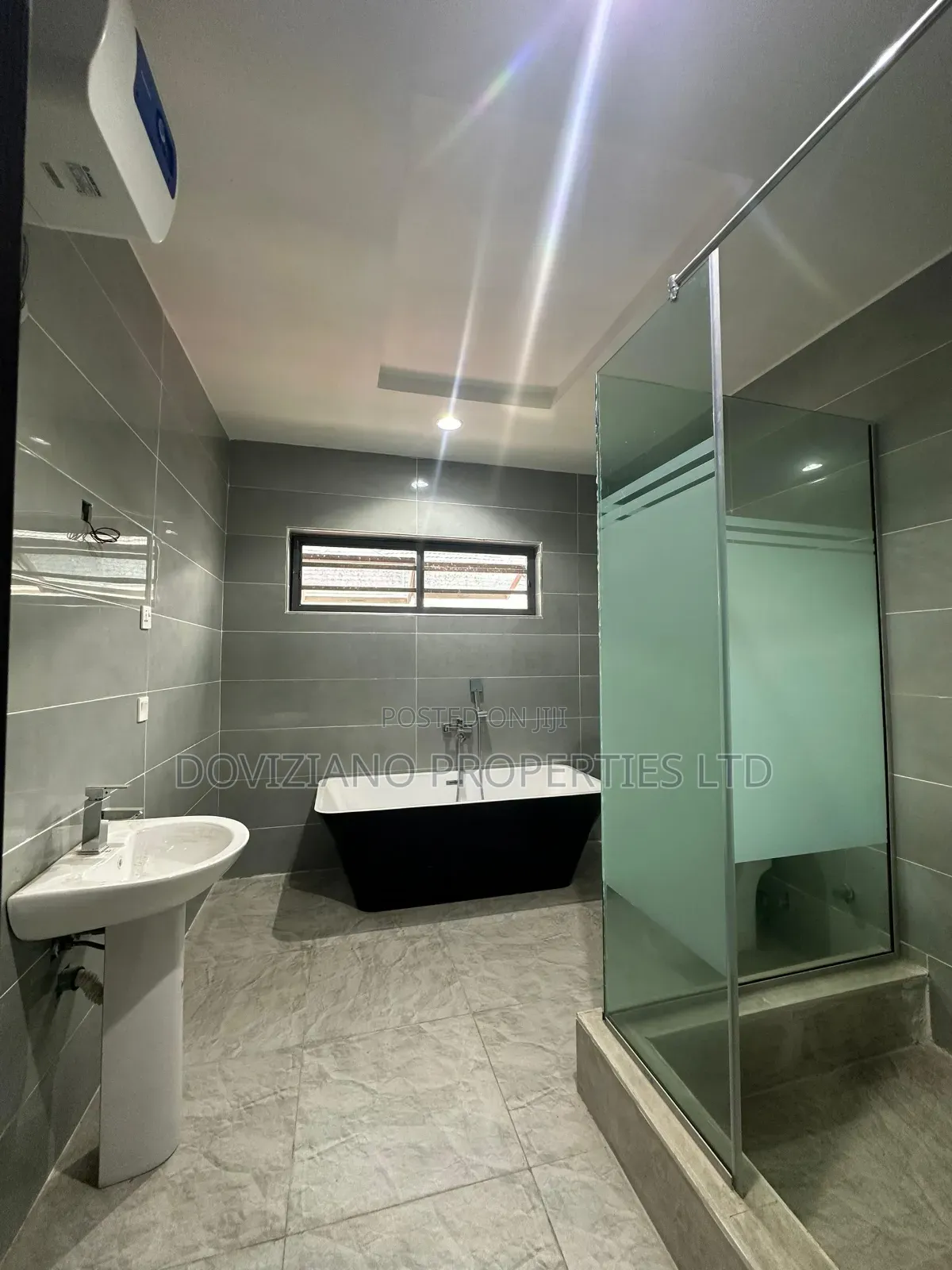 4bdrm Duplex in Ikate for sale in Ikate