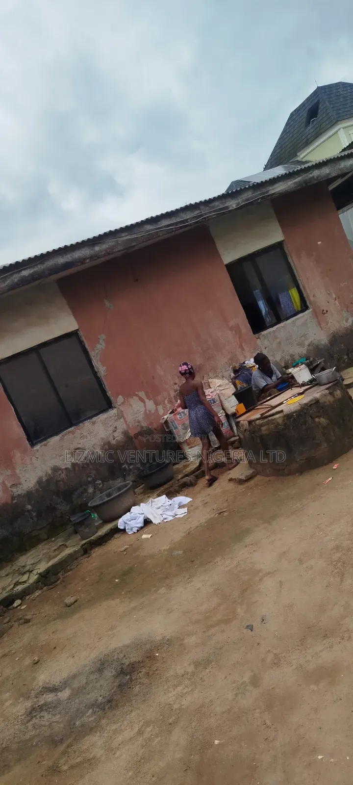 2bdrm Bungalow in Isuti Rd, Ikotun/Igando for sale in Ikotun/Igando
