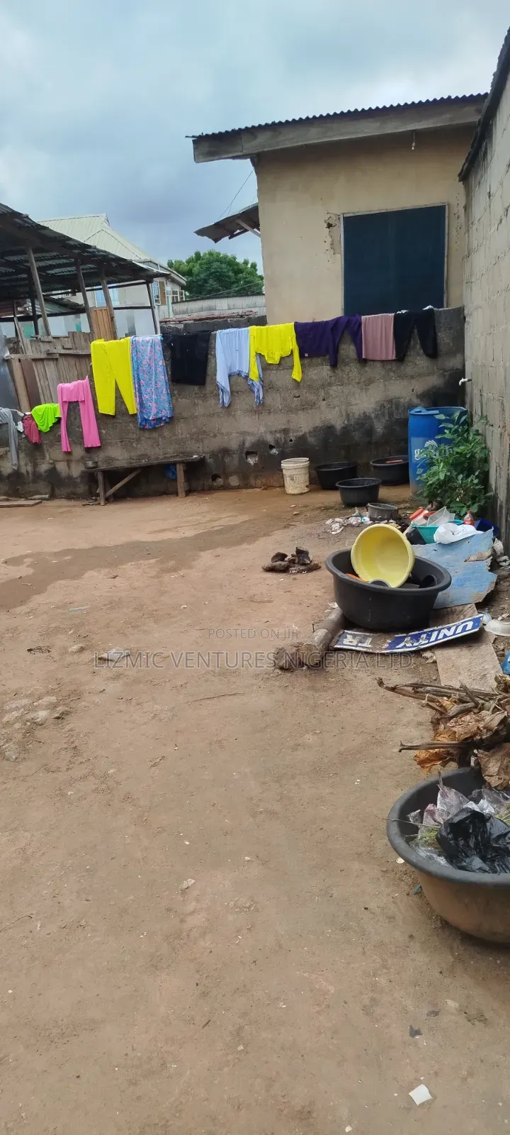 2bdrm Bungalow in Isuti Rd, Ikotun/Igando for sale in Ikotun/Igando