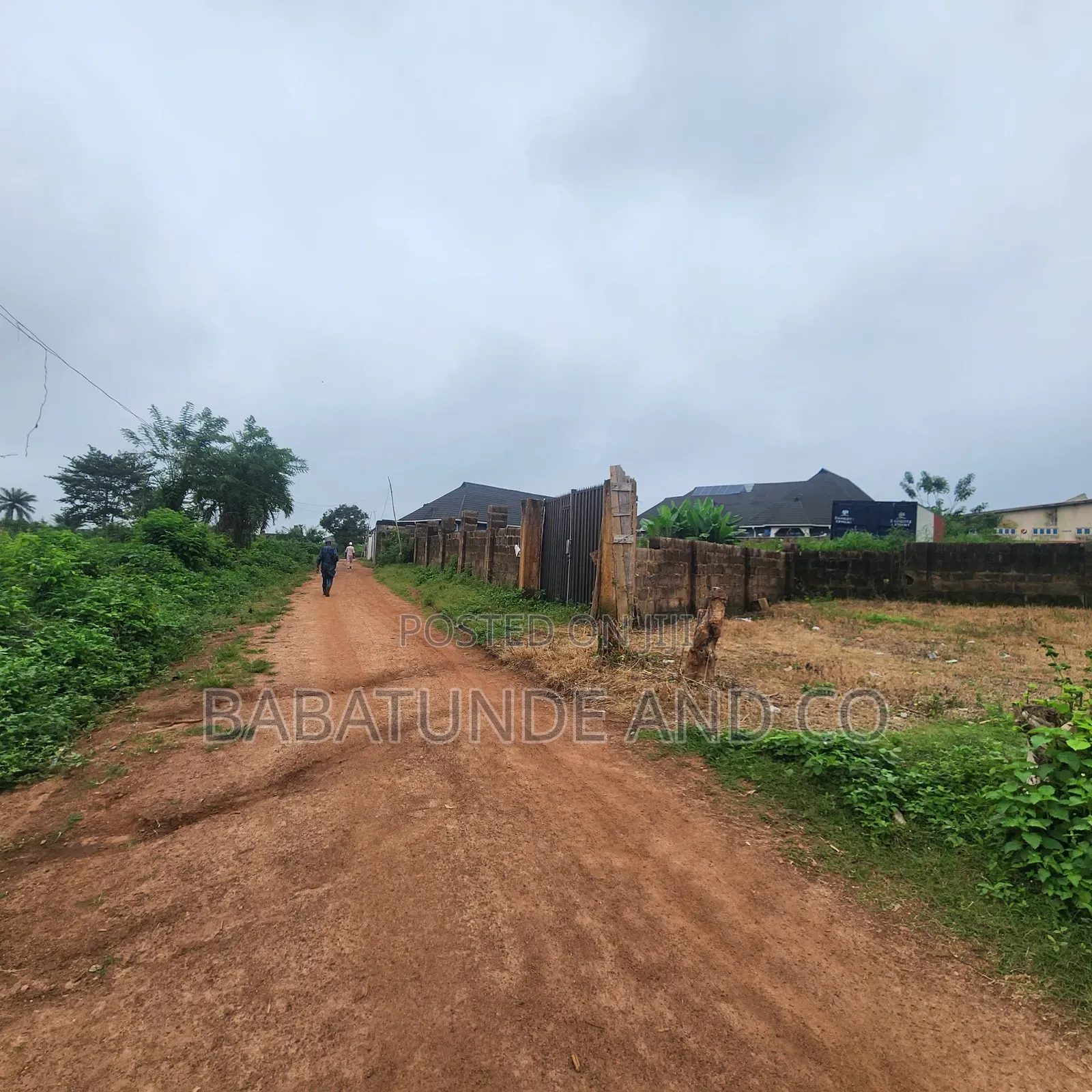 One Acre of Land for Sale in Moniya