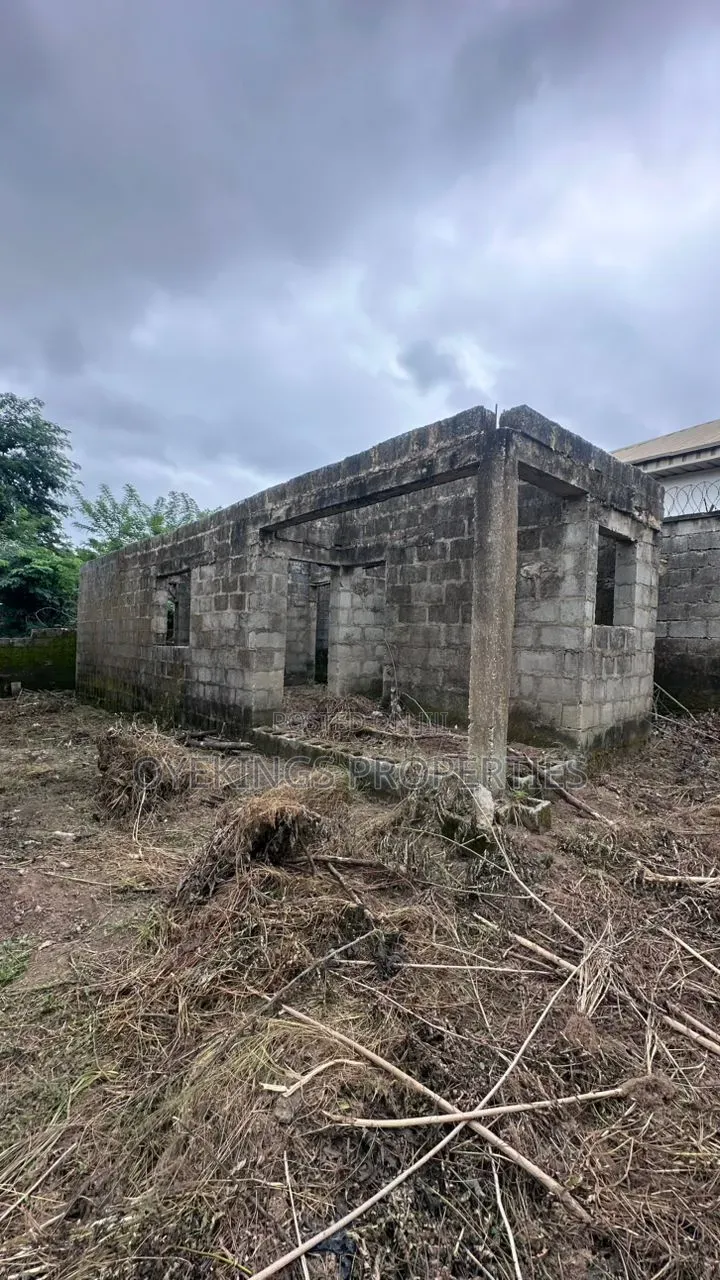 4bdrm Duplex in Akilapa, Jericho for sale in Jericho