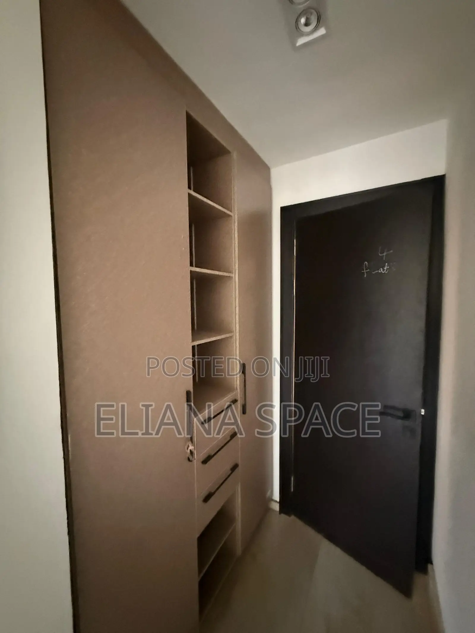 3bdrm Maisonette in Toyin Ikeja for sale in Toyin Street