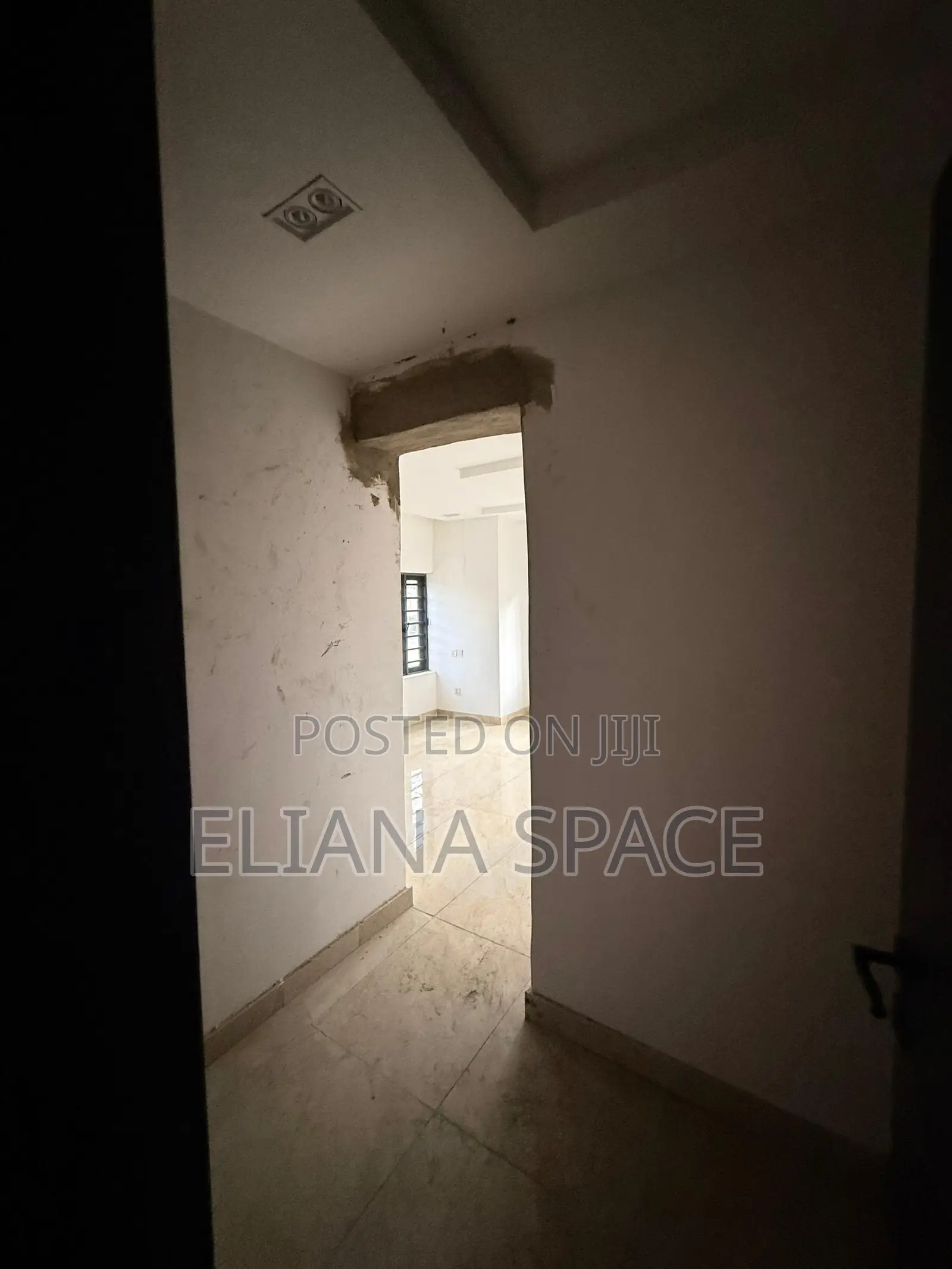 3bdrm Maisonette in Toyin Ikeja for sale in Toyin Street