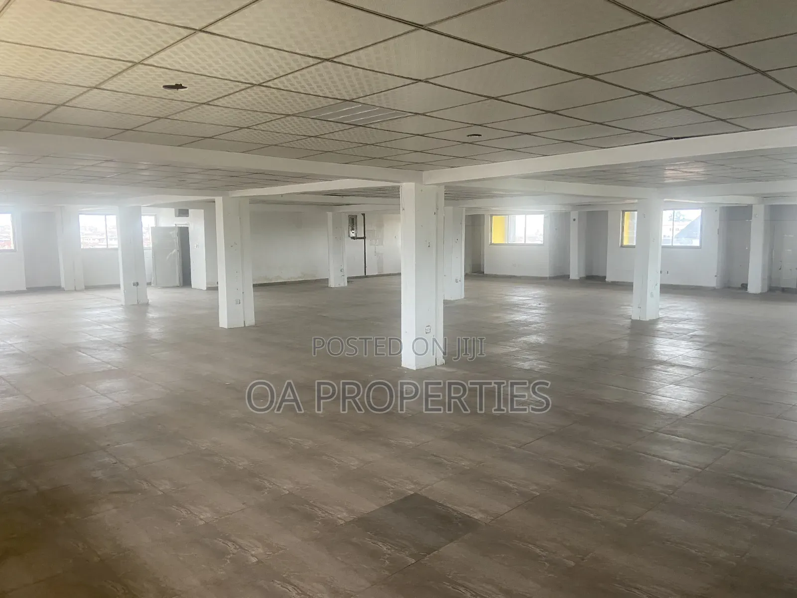 Open/Commercial Space to Let Along Oke-Ado–Molete Road, Ibadan in Oke Ado